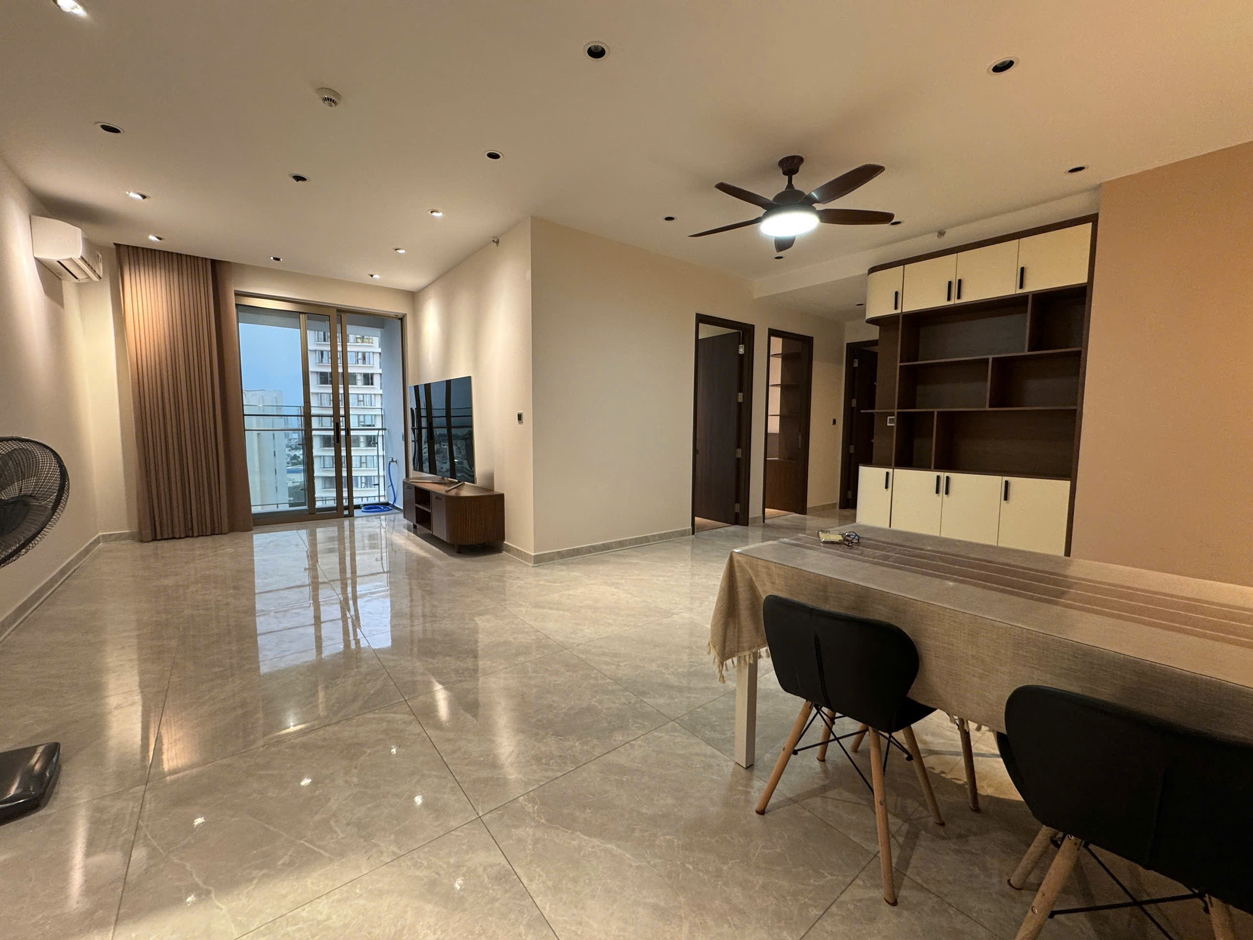 Căn hộ 126m² – 3PN, Nguyên Hiện Trạng, Cho Thuê Ngay