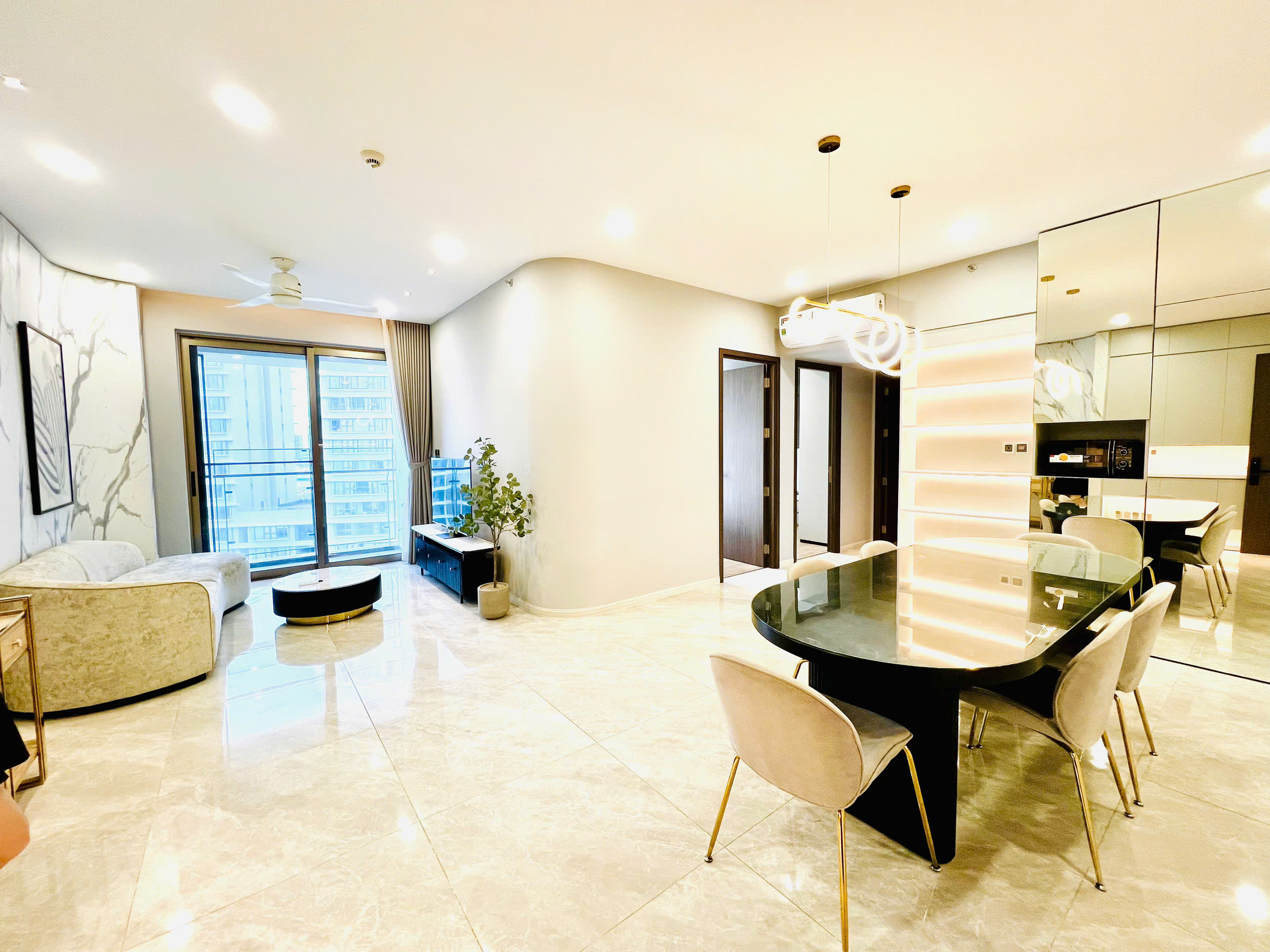 CHO THUÊ 3PN - THE PEAK MIDTOWN